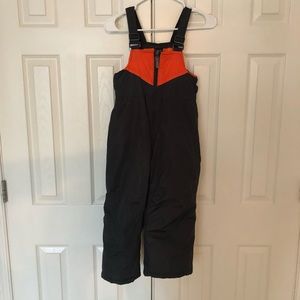 Boys- Snow Pants size 5/6